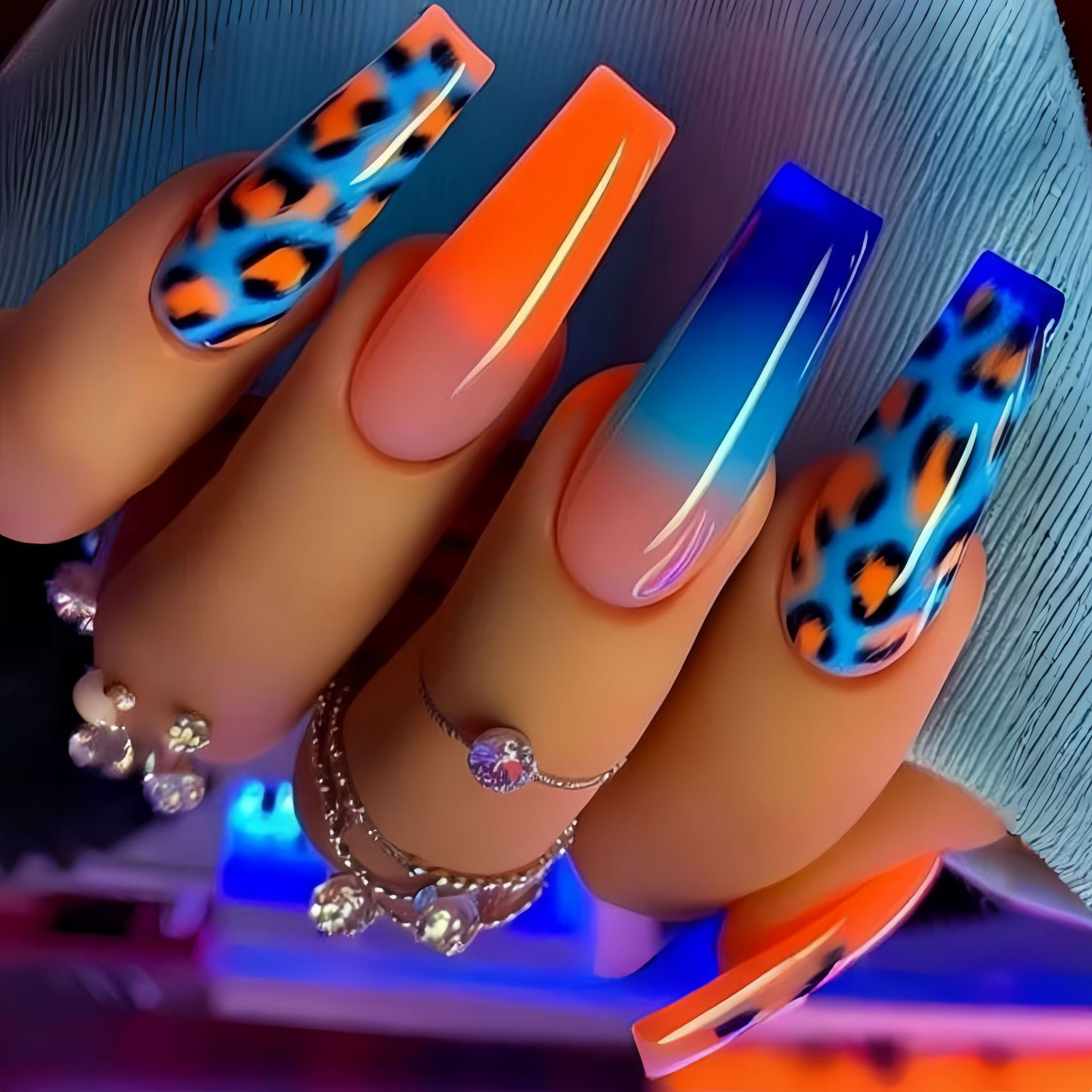 Nail Art Orange - Farbverlauf Orange-Blau Künstliche Nägel für Frauen