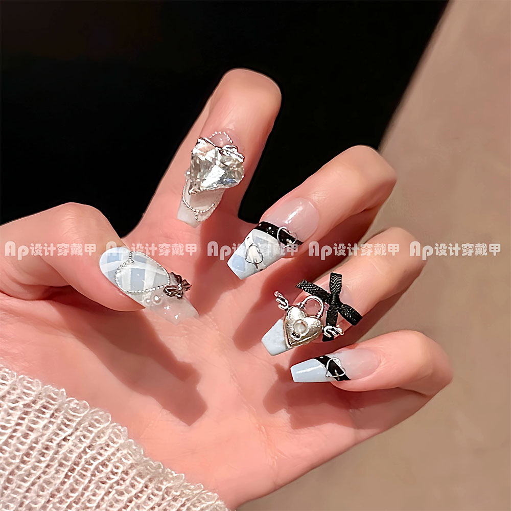 Niedliche, kindliche 3D Rilakk – Nail Art Strawberry Bewertung und Preis