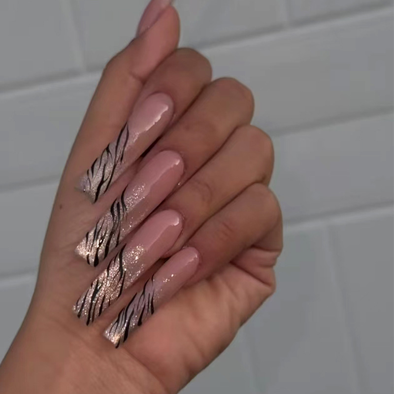 24 Stück Lange Sargförmige Pen – Nail Art Glitter Bewertung und Preis