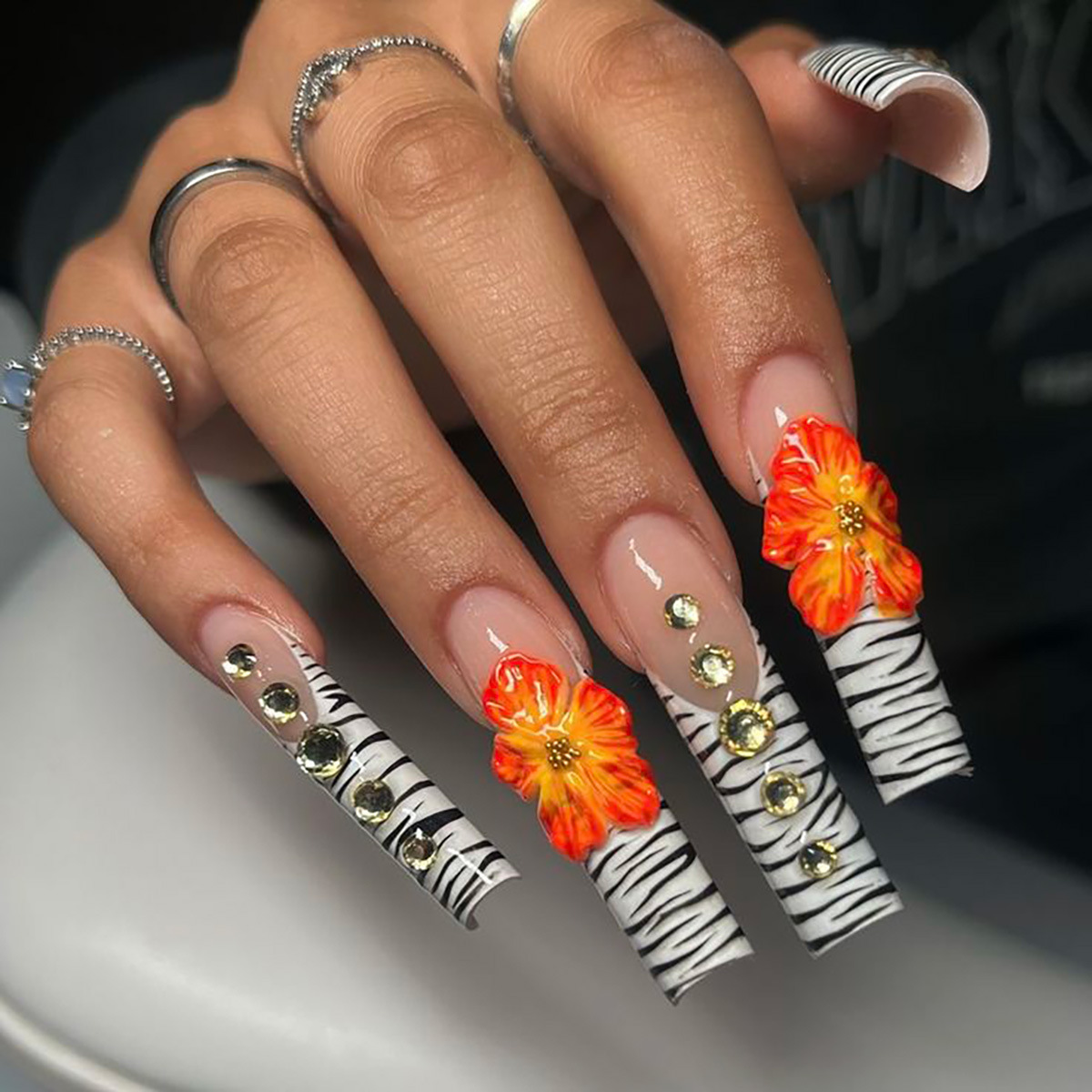 24 Stück Lange Sargförmige Pen – Nail Art Glitter Bewertung und Preis
